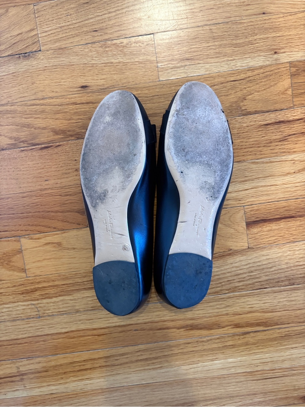 Ferragamo Varina Leather Ballet Flats - Picture 3 of 5